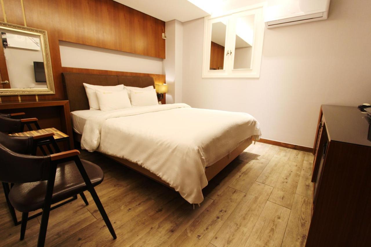 Demian Hotel Seoel Buitenkant foto
