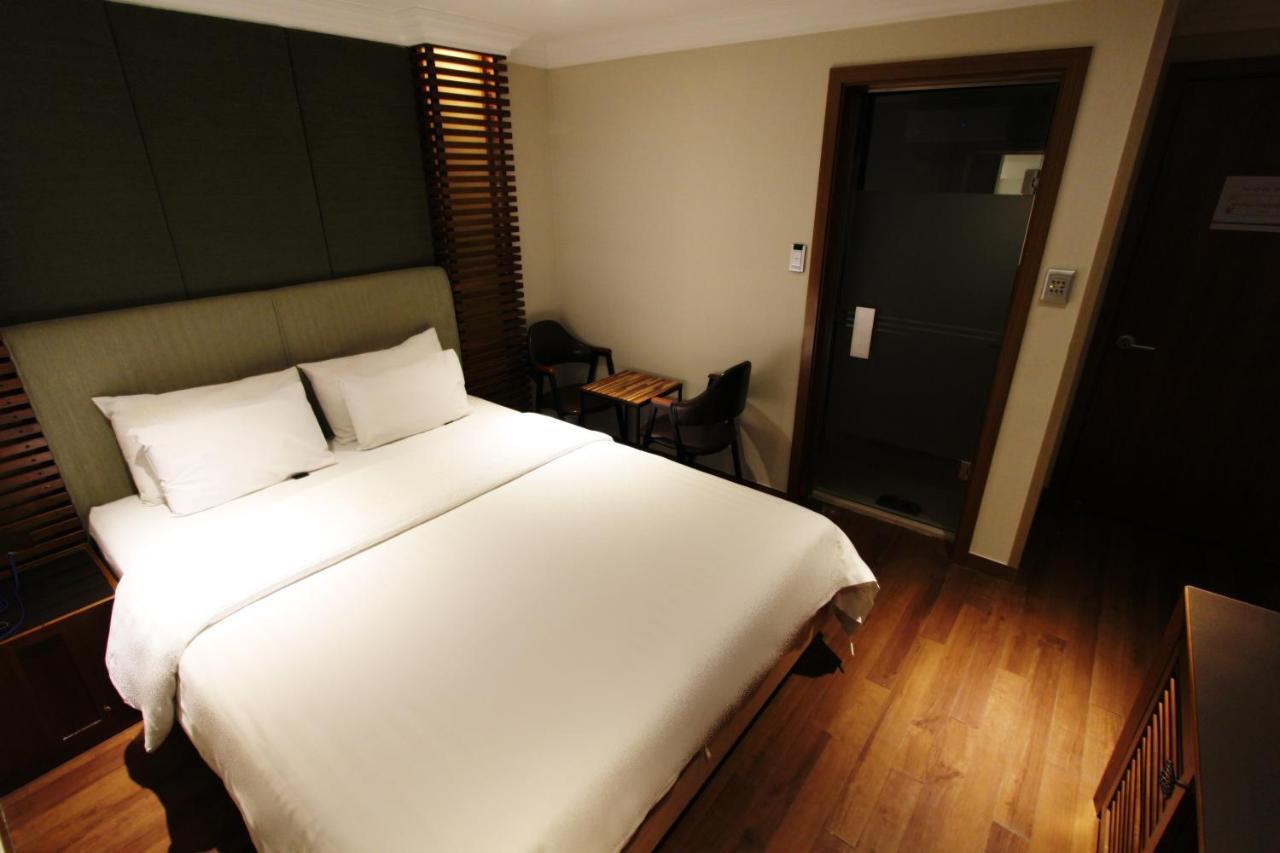 Demian Hotel Seoel Buitenkant foto