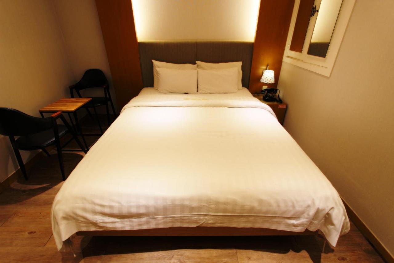 Demian Hotel Seoel Buitenkant foto